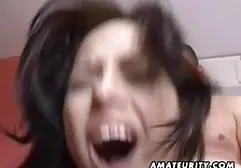 儿子zhahnul屁股batyu在厨房里