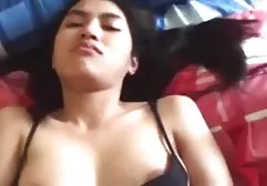 俄罗斯女同性恋女友与性玩具相遇