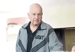 瘦身使自己的手指达到强烈的高潮