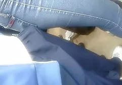 黑色绑了一个年轻的女孩，大致性交