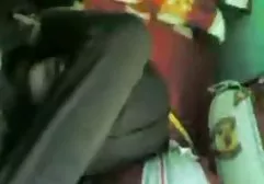 屄的有胡子的男性常设性交的浅黑肤色的男人