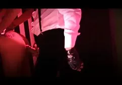 从一个黑发在大街上的热口交