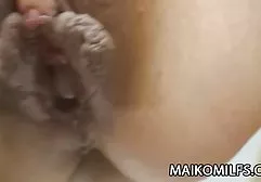 熟练的手女孩带她到性高潮
