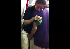那个家伙穿黑色丝袜屁股黑发美女
