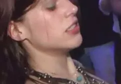 可爱的手指她的肛门洞