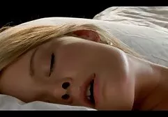 修理了一个男人并用绑带屁股操他