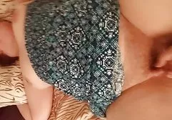 算命先生告诉她祖父与一个女孩发生性关系并且操他