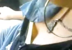 在热情的性以后的亚洲面孔的人射液