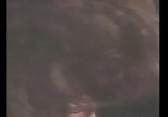 女同性恋者玩猫并舔对方的缝隙