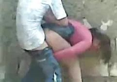 丝袜中的两个荡妇与男人发生肛交