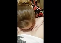 两个华丽的母狗与种马肛交