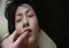 婊子拍摄她自慰的自制视频