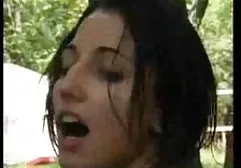 丝袜中的飘逸宝贝是一个充满激情的口交