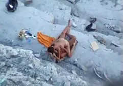 俄罗斯美女的人群脱了衣服