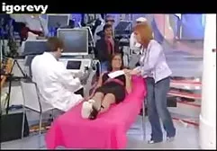 娜塔莉扮演自制的色情片