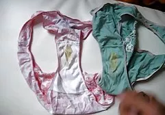 自慰在厨房里的大胸部主妇