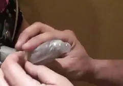 爷爷看着他的孙女手淫
