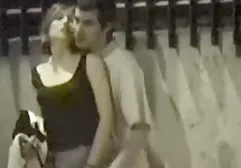 成人黑头发的shmara乱搞年轻男性