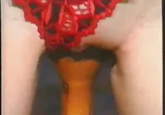 成熟的男人乱搞年轻淫荡的女性