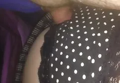 从大胸部的性感口交