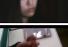 牛仔在紧身胸衣炸薯条性感的熟女