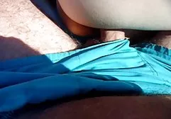 美丽的混血儿努力nadrachivaet农民鸡巴