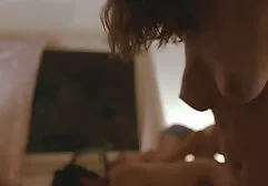 在性交后，在可怜的事情的嘴里变态nassal