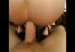 妻子带她的朋友和她和她的丈夫发生性关系
