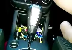可爱的小脸变得性交金钱