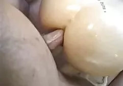 美女Yasmin被酒店的男人袭击并炸成了她