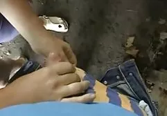 女孩在私人铸造上很难干