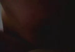 高筒靴的裸体女孩构成性和给口交