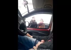 与醉酒的妓女发生性关系