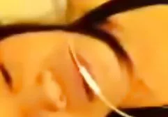 年轻的宝贝受到性催眠的影响