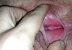 这个家伙在华丽的口交后大量完成