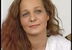 胖情人他妈的黑发荡妇