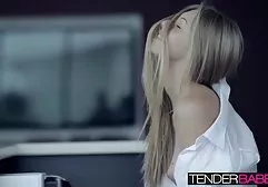 白人他妈的胖胖的黑女人