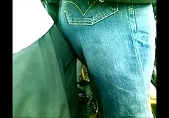 当她的公鸡性交老公时，成熟小鸡射液