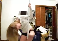 戈普尼克打电话给一个妓女，粗暴地说她没有付钱