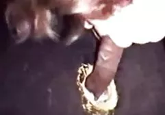女同性恋获得双面假阳具