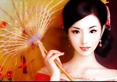这家伙特意用小山雀拉着性感小妞