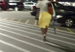 小鸡舔屁股睡觉的邻居